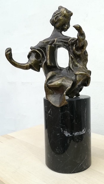 Billede af Salvador Dali bronzeskulptur "Madonna fra Port Lligat" nr. 124 / 350